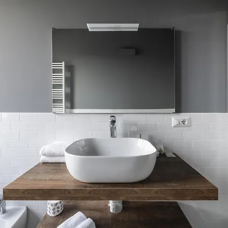 Apartamento Easylife - Splendido Con Balcone