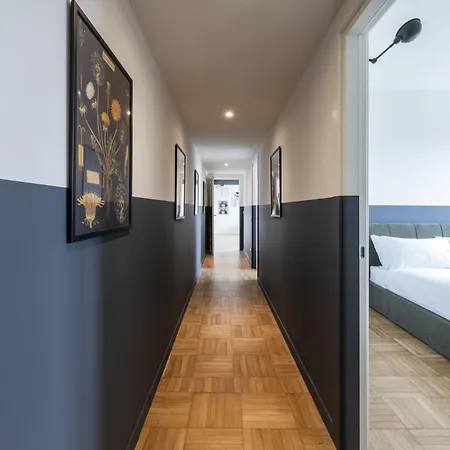 Easylife - Splendido Con Balcone Апартаменты *